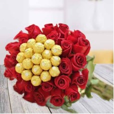 Red Roses With 16 Pic Ferrero Rocher Bunch