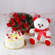 Red Roses N Pineapple Cake With Teddy