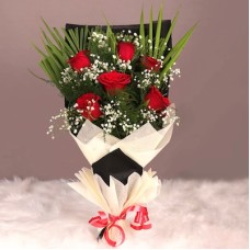 Adorable Red Roses Bunch