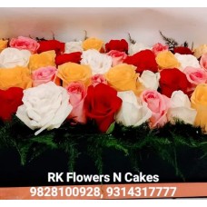 Mix Roses Arrangement In Box