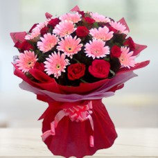 Red Roses & Pink Gerbera Bunch