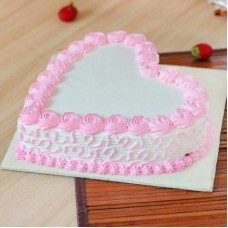 Hearty Strawberry Cake 