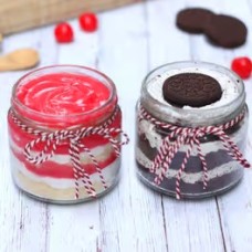 Oreo And Red Velvet Jar Cake