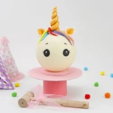 Unicorn Pinata Cake 