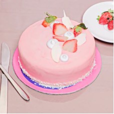 Amazing Glazing Strawberry Cake