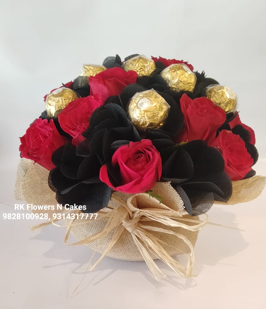 Rocher With Flowers Arrangement