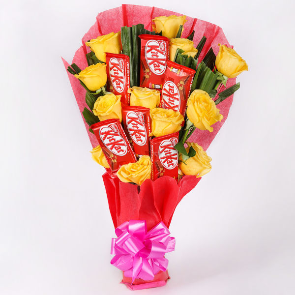Yellow Roses With KitKat Chocolate